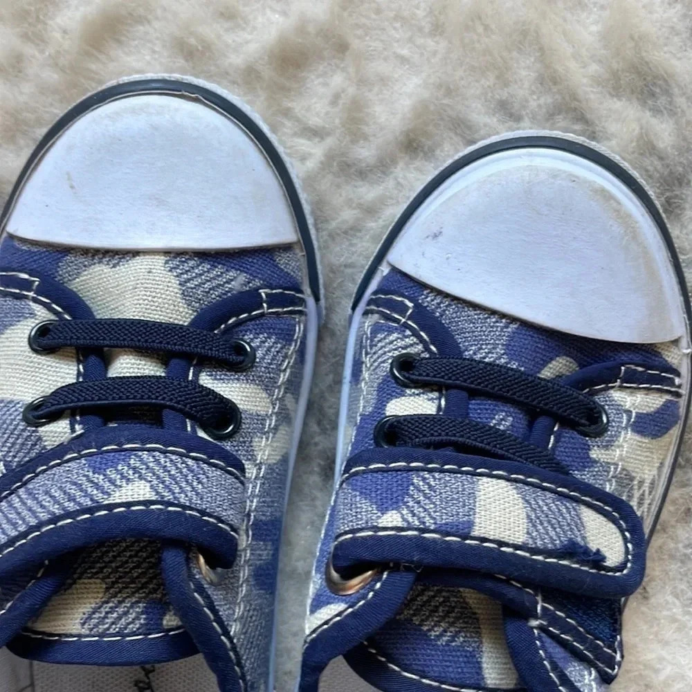 Kids Sneakers - Picture 6 of 7